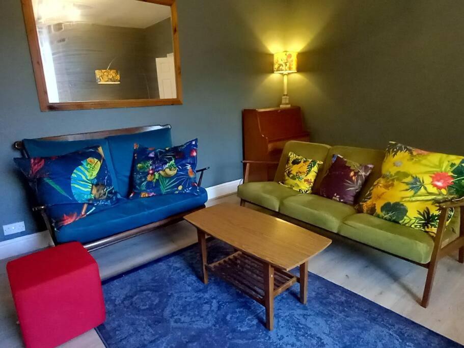 Peaceful Home From Home - Spacious 3 Bedroom House Accommodating 7 - Ideal For Families And Workers Gateshead Dış mekan fotoğraf